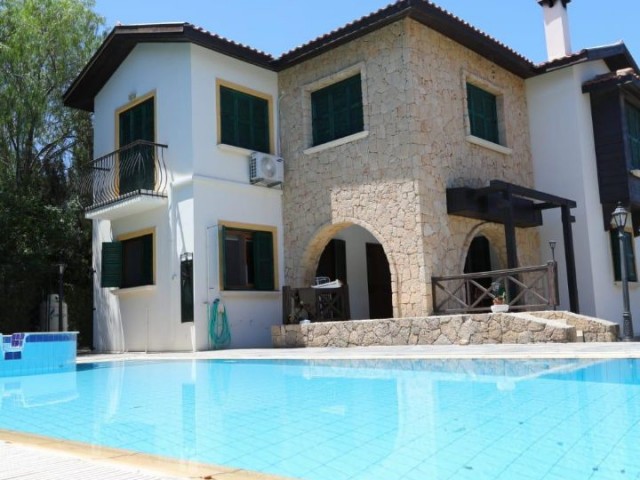 3+1 VILLA WITH GARDEN AT OZANKÖY BERRİN E UĞURSÖZ +905338706300