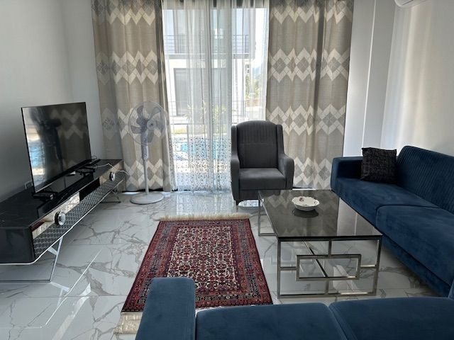 DOPPELVILLA IN EINEM SEHR SCHÖNEN, SAUBEREN STANDORT MIT GEMEINSAMER POOL IN KARŞIYAKA BERRİN E UGURSOZ +905338706300