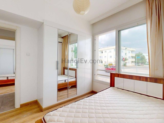 LEFKOŞA KKAYMAKLI BÖLGESİNDE 2+1 APT DAİRELERİ TÜRK KOÇANLI FULL EŞYALI