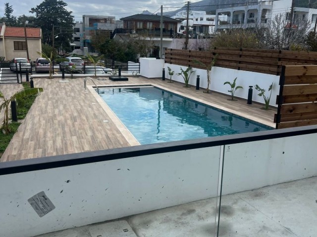 2+1 FLATS WITH COMMON POOL WITH LARGE USAGE AREAS IN ALSANCAK, 104 M2 IN A CENTRAL AREA