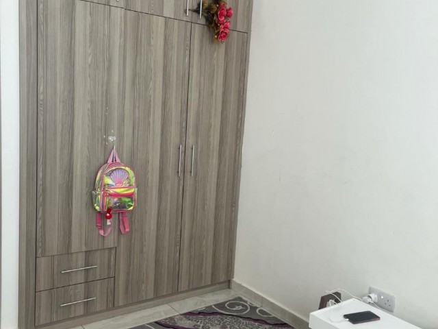 GÖNYELİ BÖLGESİNDE 2+1 EŞYALI 2 KATLI BİNANIN 2. KATINDA SATILIK APT DAİRESİ