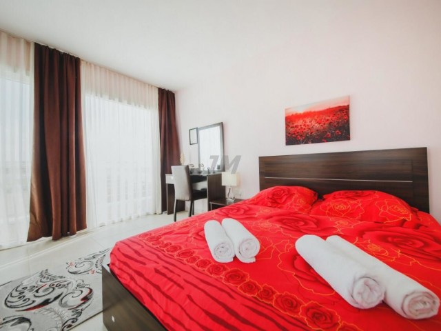 Caesar Beach'te denize sıfır, muhteşem konumda satılık 3+1 İkiz Villa 