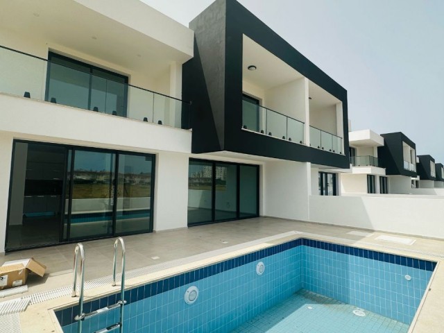 3+1 VILLA MIT PRIVATEM POOL UND PRIVATEM GARTEN IN YENİBOĞAZİÇ, MIT FERTIGEM EIGENTUMSVERTRAG ZUM VE