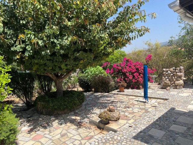 GİRNE , KARŞIYAKA'da  very good condition and FULLY FURNISHED 2+1 BUNGALOW with  1,761 m2  GARDEN SIZE AND WATER WELL WITH EXCELLENT SEA AND MOUNTAIN VIEW  : DOĞAN BORANSEL : Mobile/Whatsapp : +90-5338671911