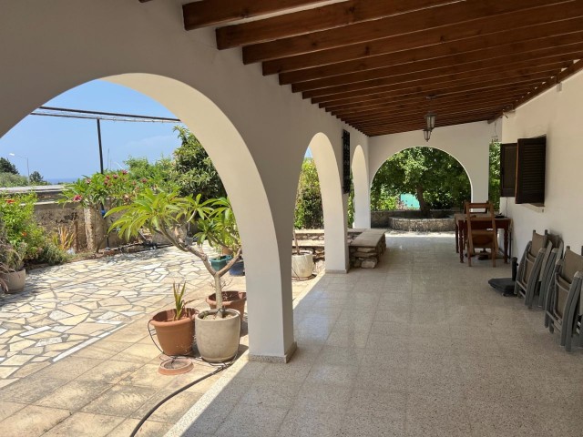 GİRNE , KARŞIYAKA'da  very good condition and FULLY FURNISHED 2+1 BUNGALOW with  1,761 m2  GARDEN SIZE AND WATER WELL WITH EXCELLENT SEA AND MOUNTAIN VIEW  : DOĞAN BORANSEL : Mobile/Whatsapp : +90-5338671911