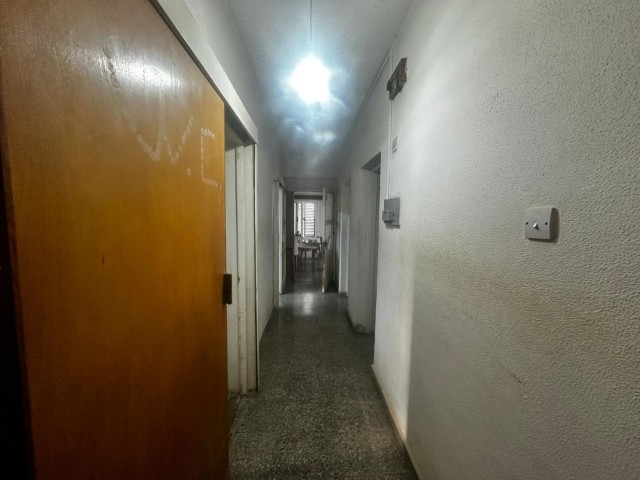 3+1 130 M2 2 WC +1 BADEZIMMER MÖBLIERTE WOHNUNG IM TAŞKINKÖY-GEBIET