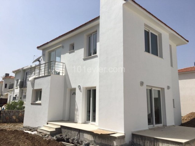 3+1 VILLA in Çatalköy, Kyrenia: Doğan Boransel 0533-8671911