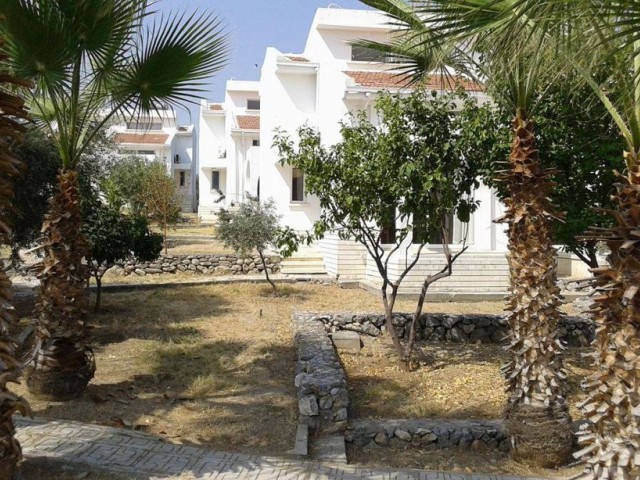 URGENT FOR SALE KYRENIA AREA FOR SALE BUNGALOWS