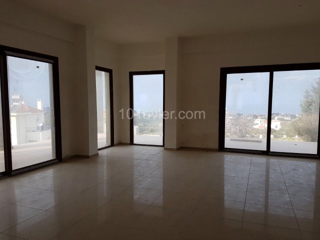 SOLE AGENT FOR SALE KYRENIA ALSANCAK AREA 4 BEDROOM VILLA WITH SPECTACULAR VIEWS AND IN