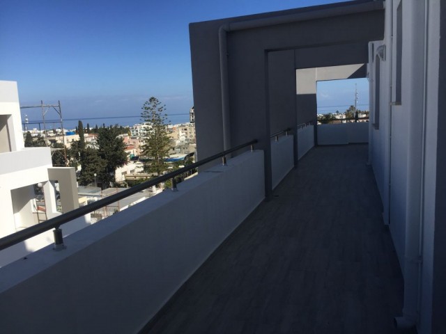 3 BEDROOM PENTHOUSE WITH UNINTRRUPTABLE VIEWS OF KYRENIA- AS SOLE AGENT