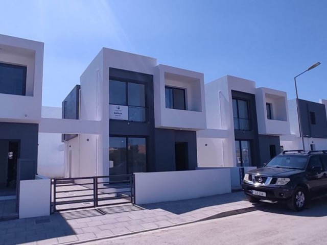 VILLA ZUM VERKAUF IN HAMITKÖY.. Kontakt: 0542 885 88 88 ** 