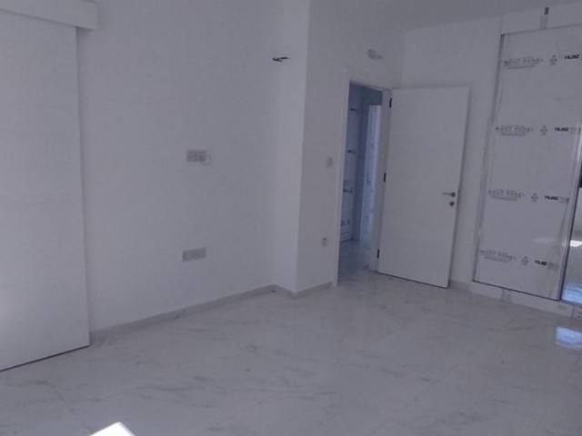 VILLA ZUM VERKAUF IN HAMITKÖY.. Kontakt: 0542 885 88 88 ** 