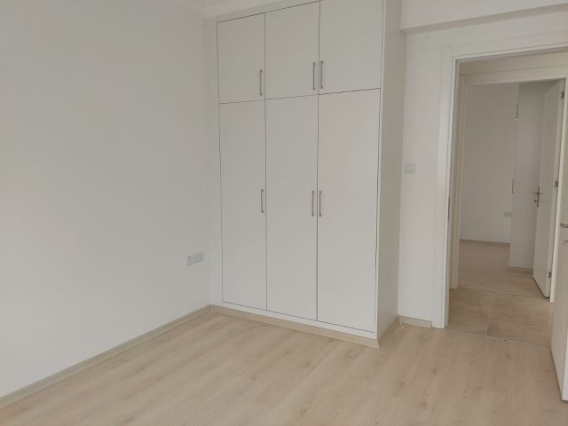 Neue 3 + 1 Null Wohnung zum Verkauf in Kyrenia Alsancak Ta Website ** 