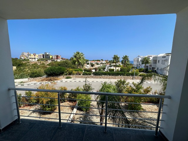 Kuzey Kıbrıs, Girne Alsancak Bölgesinde 1384 m² Arsa Üzerine İnşaa Edilmiş Satılık 5+1 Ultra Lüks 530 m² Villa 