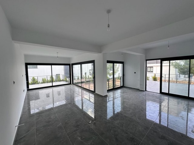 GİRNE ÇATALKÖYDE SATILIK 3+1 SIFIR VILLA