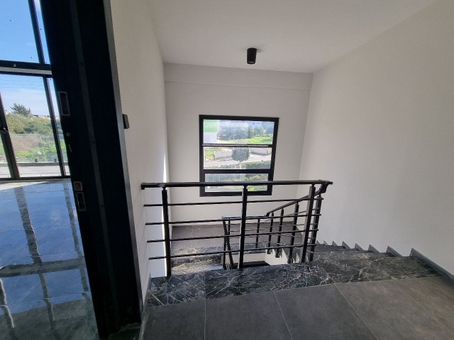 3+1 flat for sale in Girne Karaoğlanoğlu area