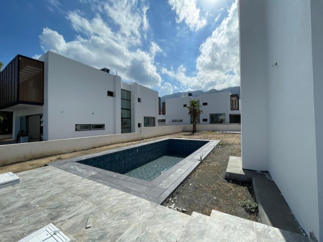 Stunning and Outstanding 4 Bedroom Villa