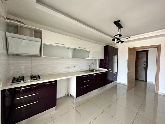 NEW in 3 bedroom apartment for rent in girne