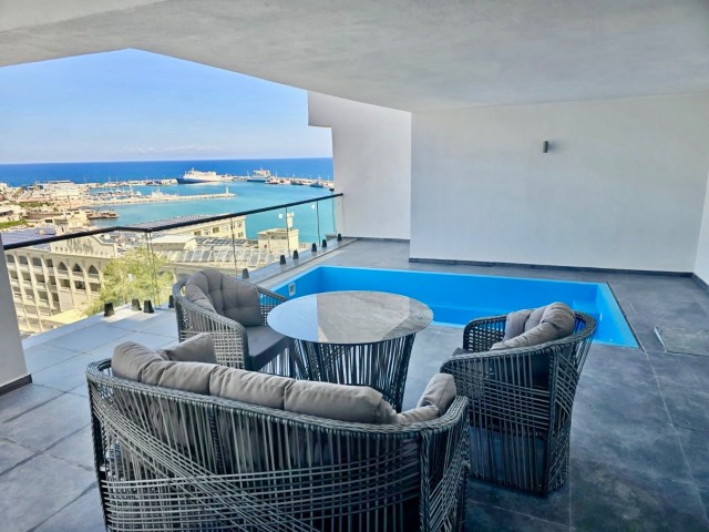 Apartment mit 3 Schlafzimmern, Meerblick und eigenem Pool