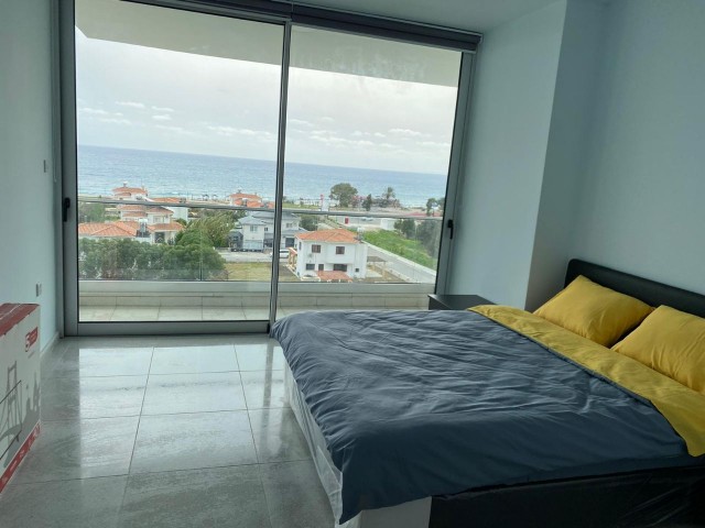 E ① Invest ten Pier Bosporus Studio-Wohnung zum Verkauf mit Meerblick ** 