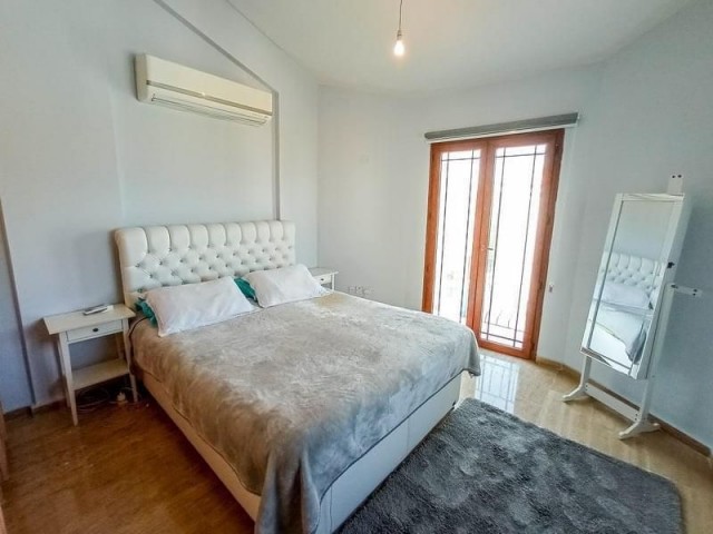 Girne Çatalköyde Deniz Manzaralı Ortak Havuzlu Müstakil 2+1 Villa 119000 Stg 