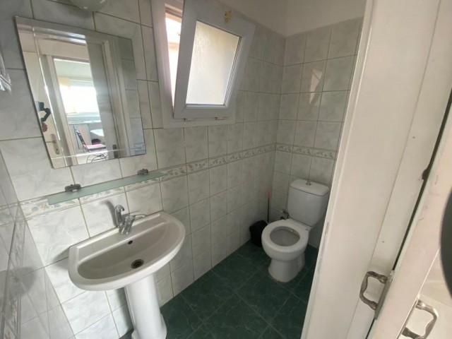 Voll Möblierte Wohnung Zu Vermieten In Nikosia Ortaköy 350 Stg ** 