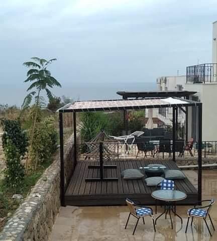 Esentepede Apartment with Pool for Rent Daily for 50 Stg per day ** 