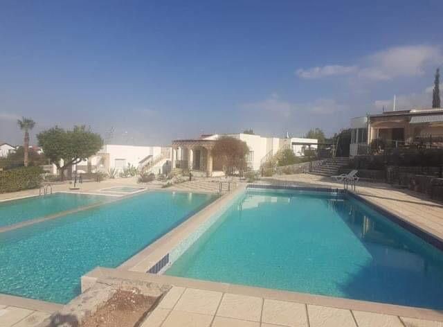 Esentepede Apartment with Pool for Rent Daily for 50 Stg per day ** 