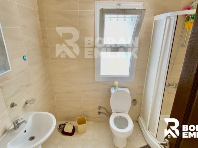 3+1 Wohnung zu vermieten in Nikosia Kucuk Kaymakli 325 STG ** 