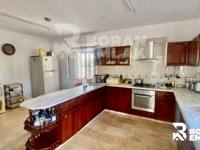 Gelegenheit freistehende Villa in Kyrenia Chatalköy 229,000 STG ** 