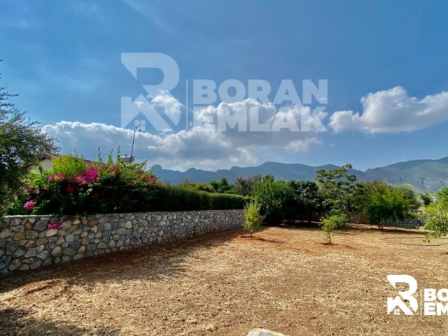 Gelegenheit freistehende Villa in Kyrenia Chatalköy 229,000 STG ** 