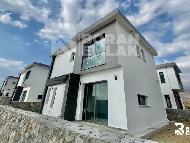 Neu erbaute Gelegenheit in Kyrenia Dikmen 3 + 1 Villa 115,000 STG ** 