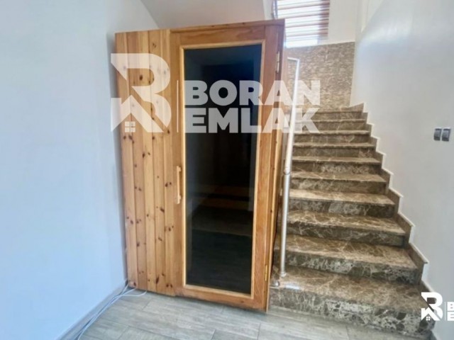 Girne Esentepe'de Kiralık 3+1 Full Eşyalı Havuzlu Luks Villa 