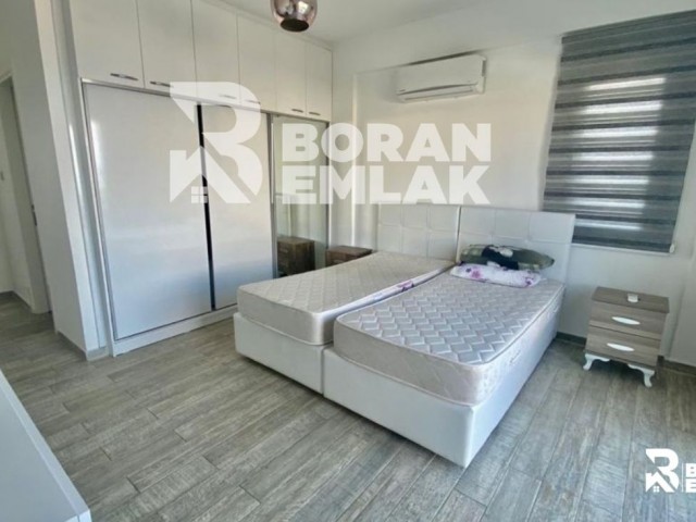 Girne Esentepe'de Kiralık 3+1 Full Eşyalı Havuzlu Luks Villa 