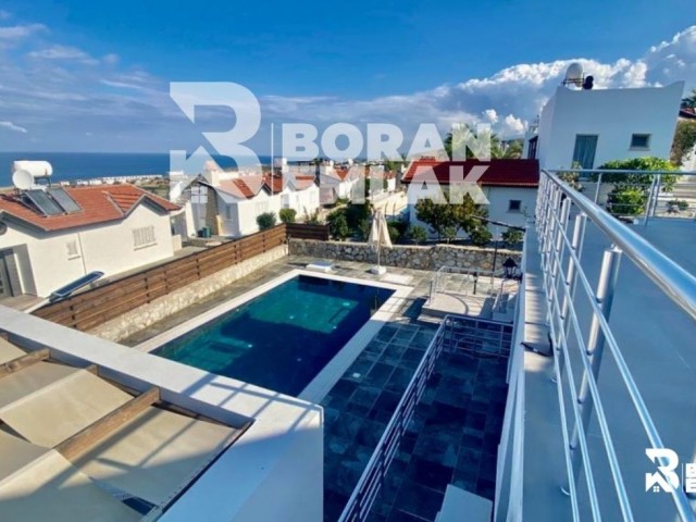 Girne Esentepe'de Kiralık 3+1 Full Eşyalı Havuzlu Luks Villa 