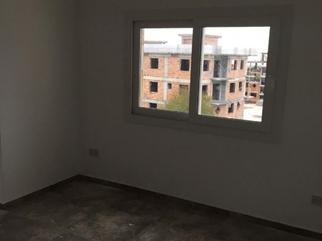 Flat To Rent in Alsancak, Kyrenia