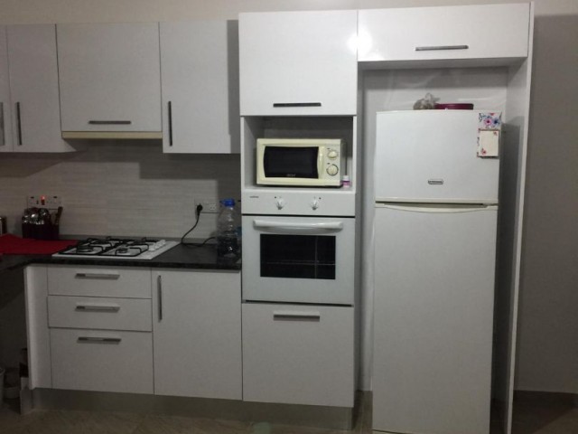 Flat To Rent in Yukarı Girne, Kyrenia