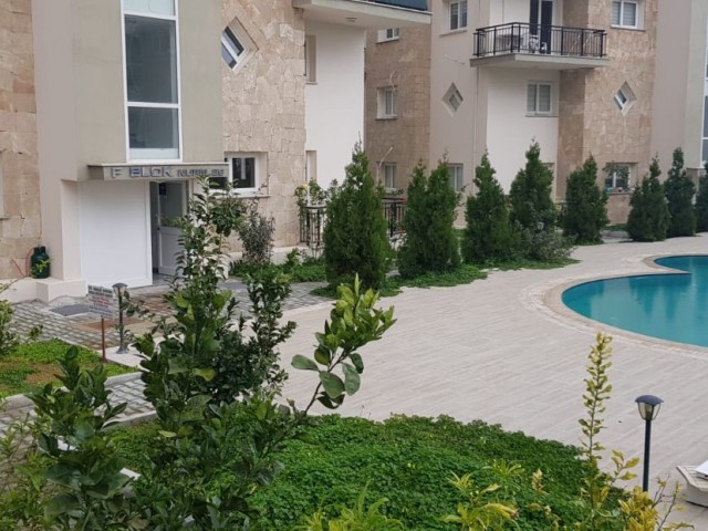 ALSANCAK SEVİLYA SİTESİNDE SATILIK 2+1 SİTE İÇİNDE DAİRE 