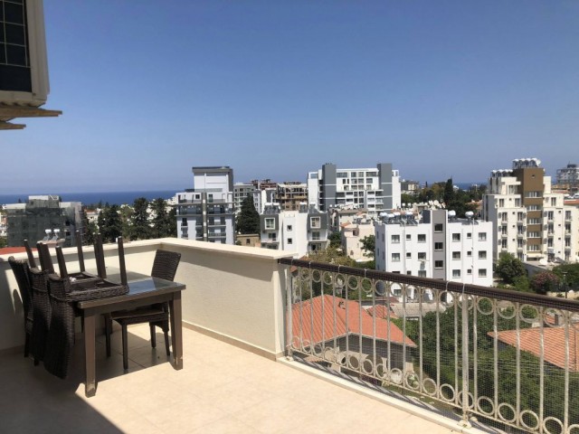 GİRNE MERKEZ'DE  2+1 FULL EŞYALI PENTHOUSE