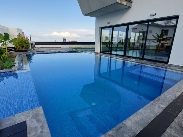 Magnificent, High-quality, Spacious, New Villa with a View ** 