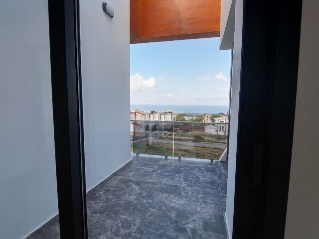 Magnificent, High-quality, Spacious, New Villa with a View ** 