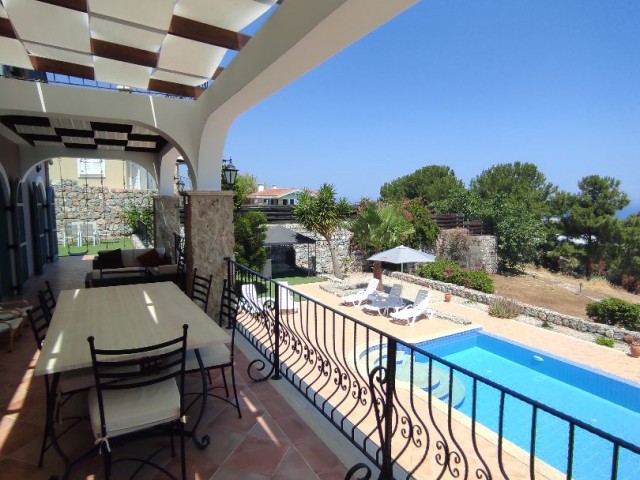 A Fully Furnished Villa Made in Turkish That Cannot Be Interrupted in an Olive Grove ** 