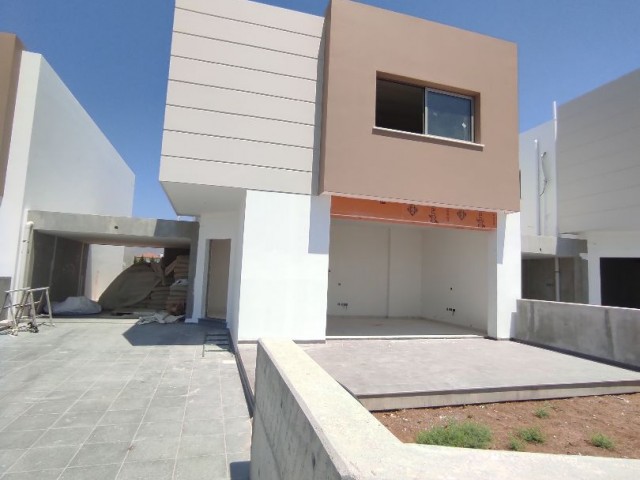 Detached Villas in Yenikent 3 + 1 and 4 + 1 close to completion ** 