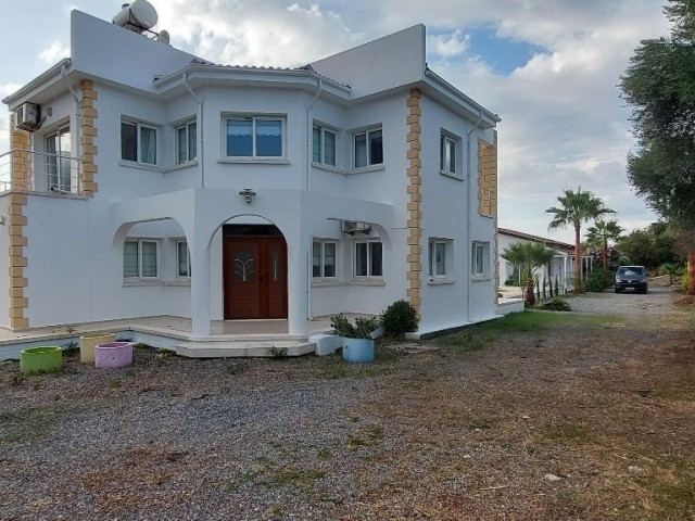 3 Bedroom Villa in Central Alsancak