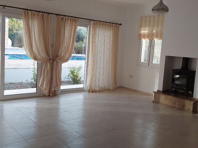 Single Storey Large House for Sale in Alsancak Center