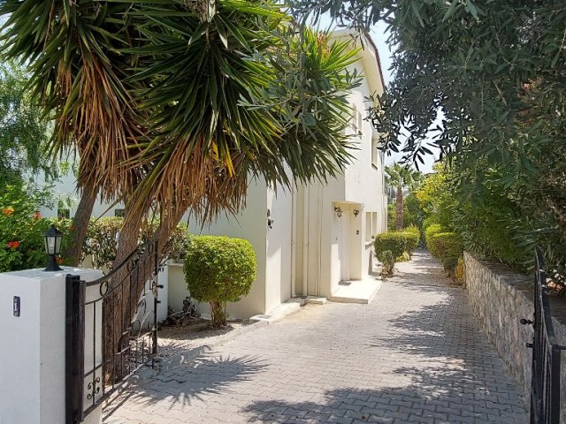 3 Bedroom Villa on Cevre Road, Edremit