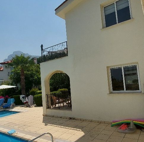 3 Bedroom Villa on Cevre Road, Edremit