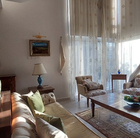 ESK'ya 5 dk uzaklikta Triplex Villa