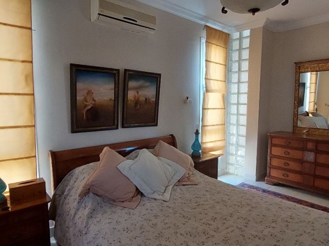 ESK'ya 5 dk uzaklikta Triplex Villa