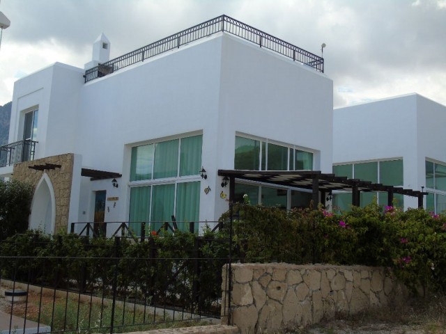 3+1 villa for rent in Karsiyaka/ communal swimming pool 